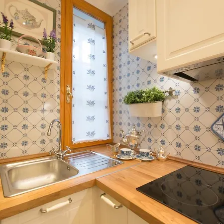 Appartamento Ladyhouse Tipico Con 4 Posti Letto *