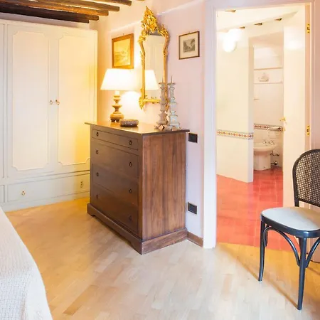 Appartamento Ladyhouse Tipico Con 4 Posti Letto Siena